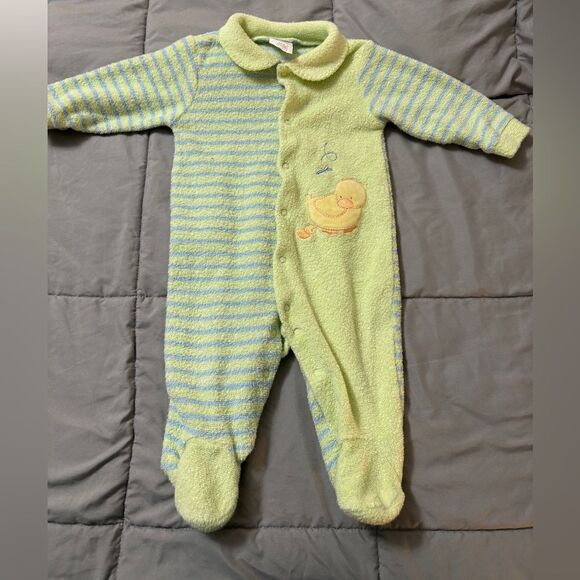 6-9m carters duck footed pajama - Picture 1 of 1